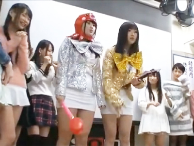 豪華女優たちと乱交バスツアー♡