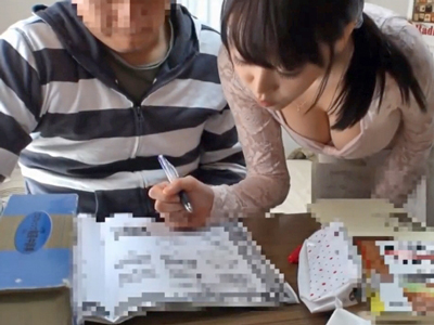 やたらと爆乳アピールしてくる家庭教師を押し倒して着衣中出し！